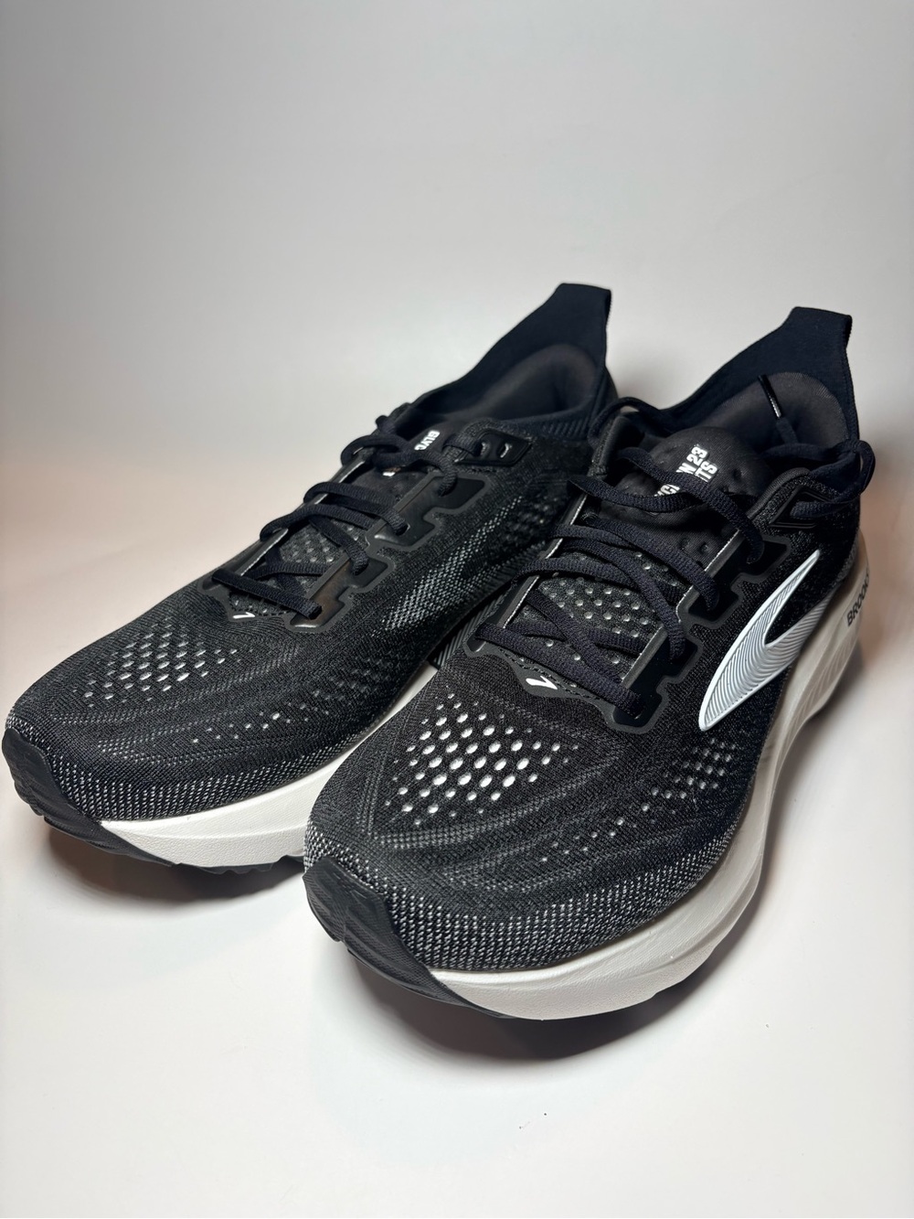 Brooks Men's Glycerin GTS 23 Size 9.5 - Picture 4 of 15